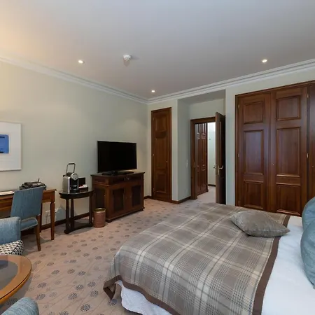 Suvretta House Hotel