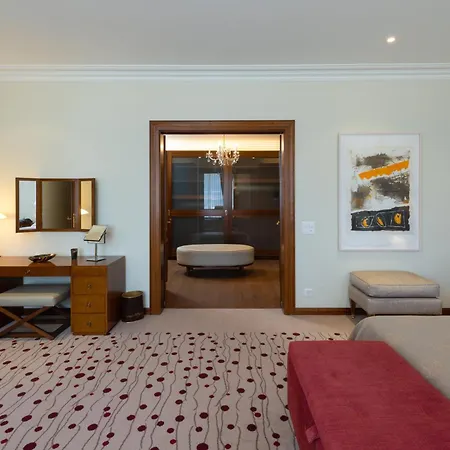 Hotel Suvretta House