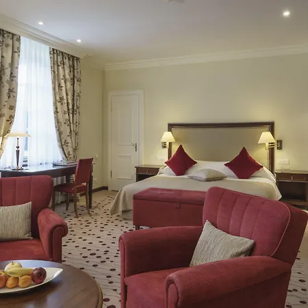 Suvretta House Hotel