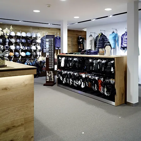 Hotel Suvretta House 5*