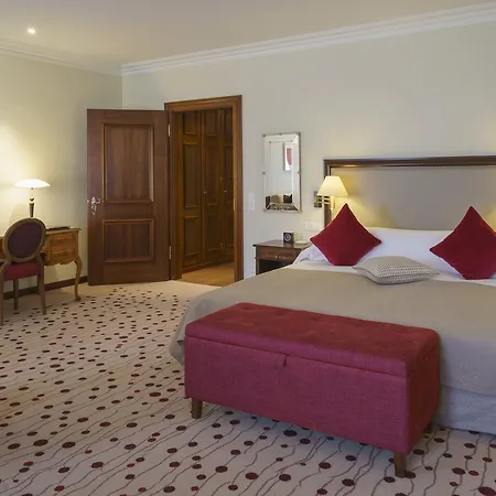 Suvretta House Hotel